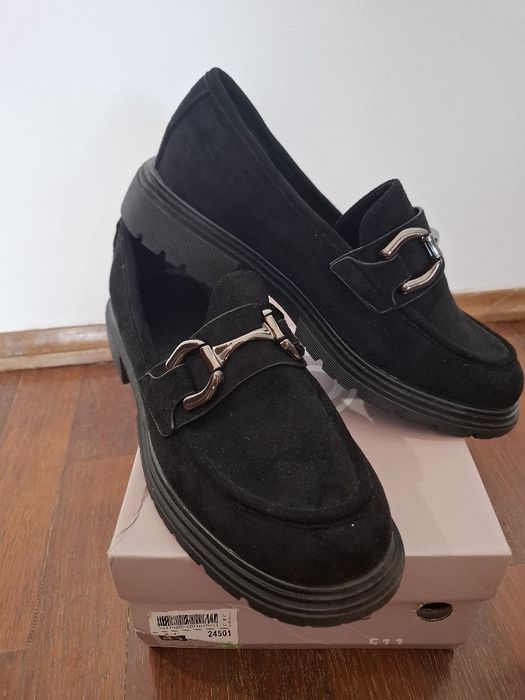 Sapatos mulher *Como novos*