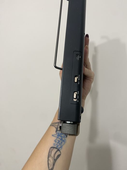 Механічна ретро клавіатура у вигляді друкарськоі машинки