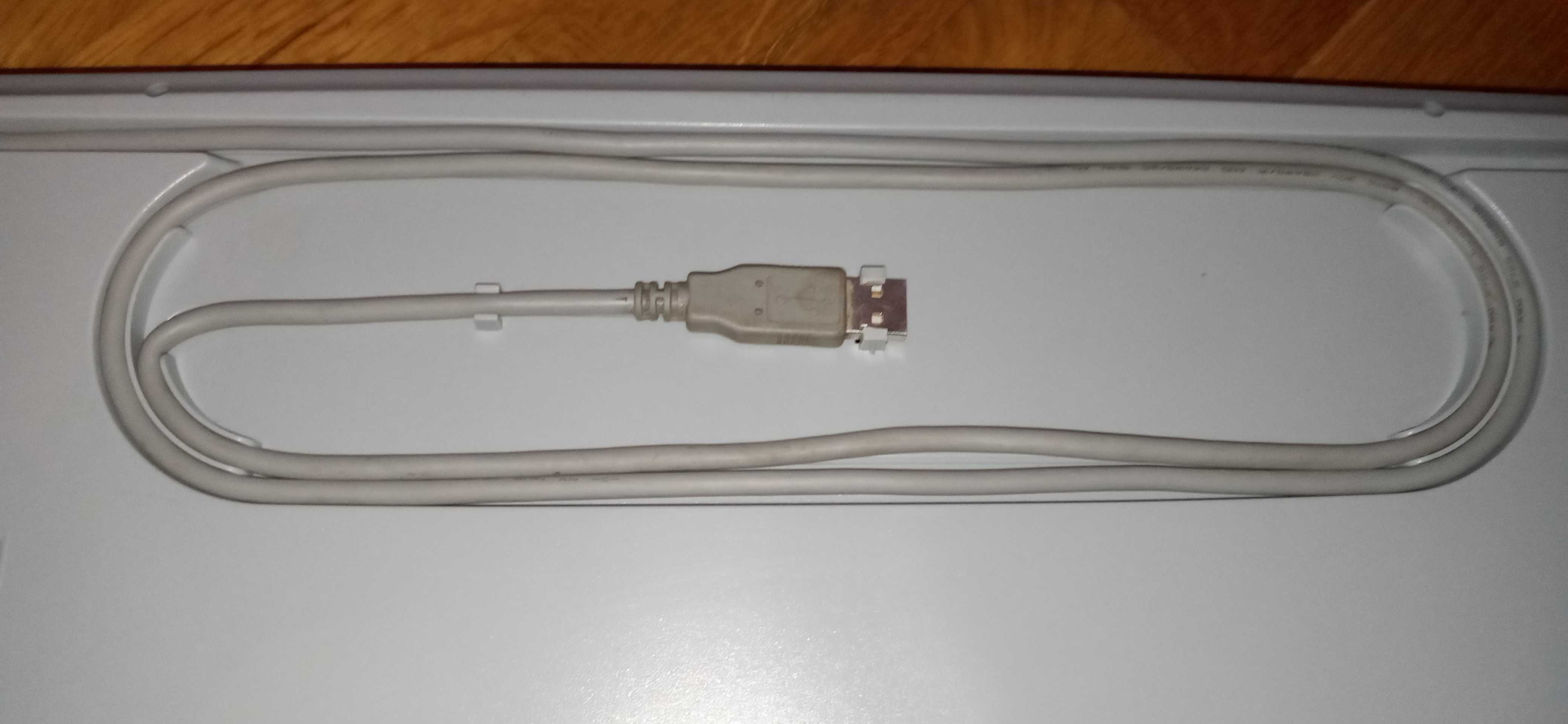 Сканер Mustek BeаrPaw 1200 CU Plus.