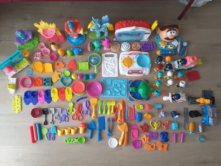 Mega duży zestaw Playdoh fryzjer dentysta kuchnia lody zamek