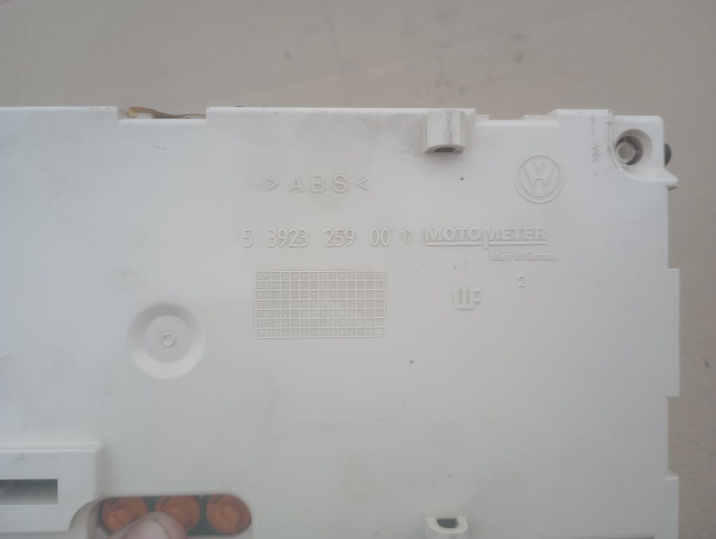 VW Polo 6N  1.9 diesel licznik zegar zegary obrotomierz