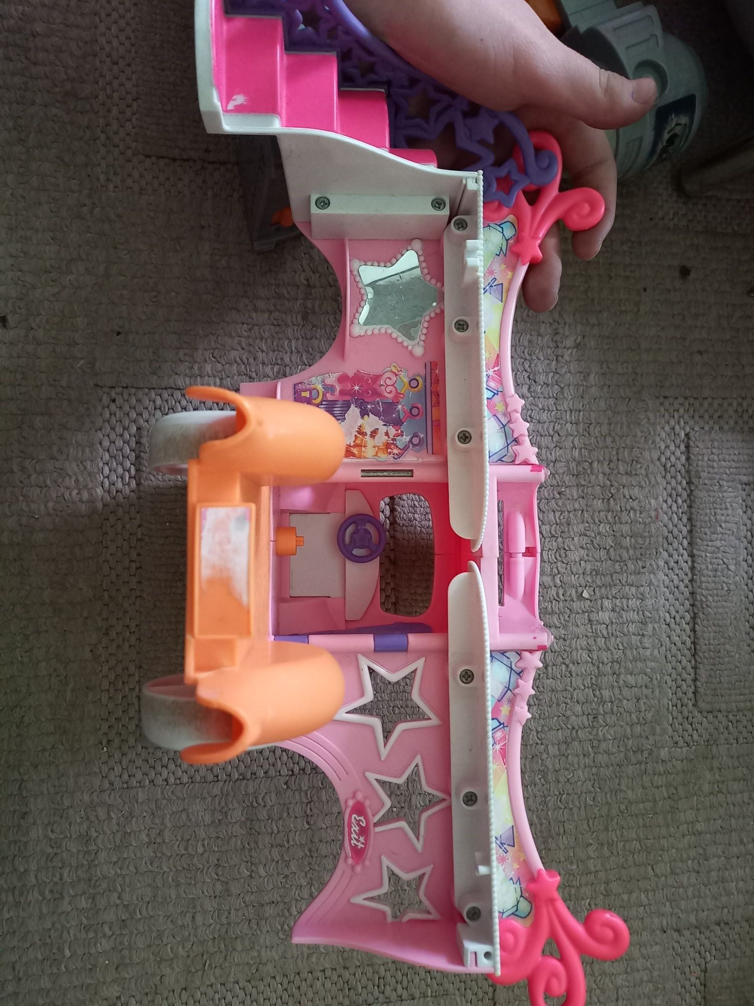 Машинка поні Hasbro і дитячий мікроскоп