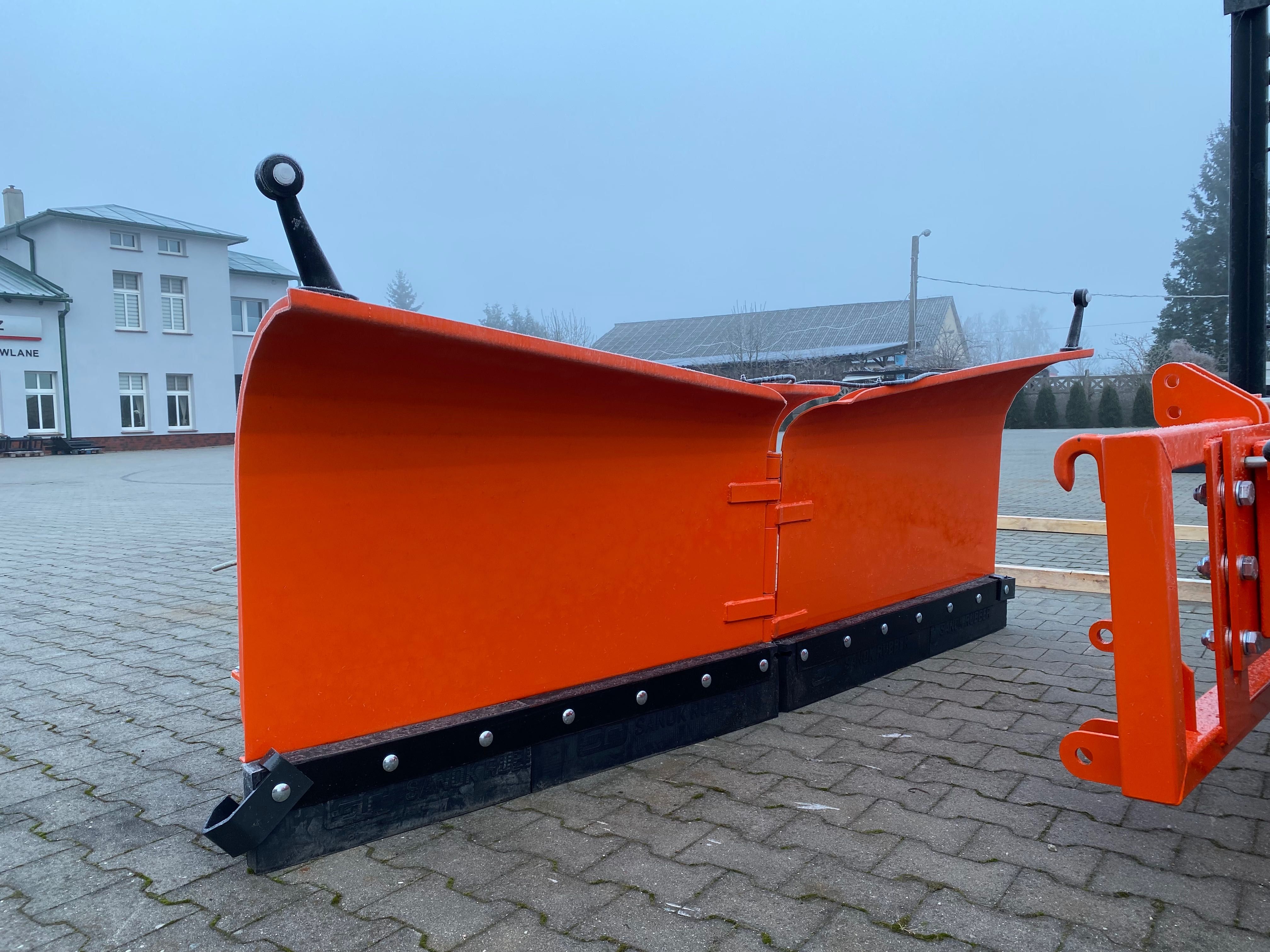 Nowy pług do śniegu strzałkowy komunalny 2,6 m TUZ Euro Metal-Technik