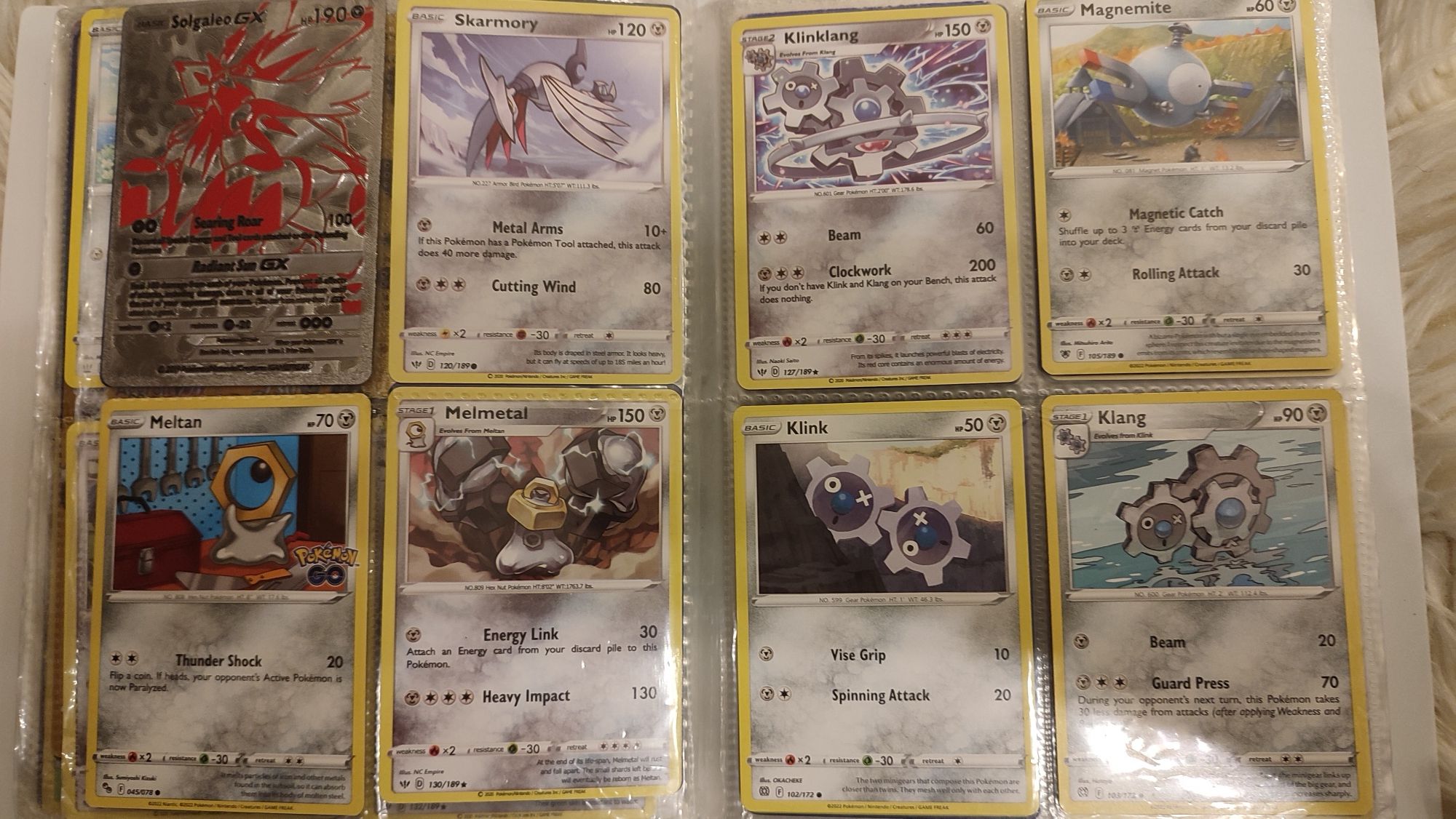 240 szt. Kart Pokemon+album gratis