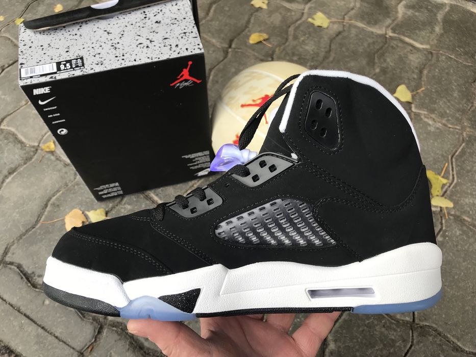 Jordan 5 Retro Moonlight в наявності 41-45 Джордан ретро