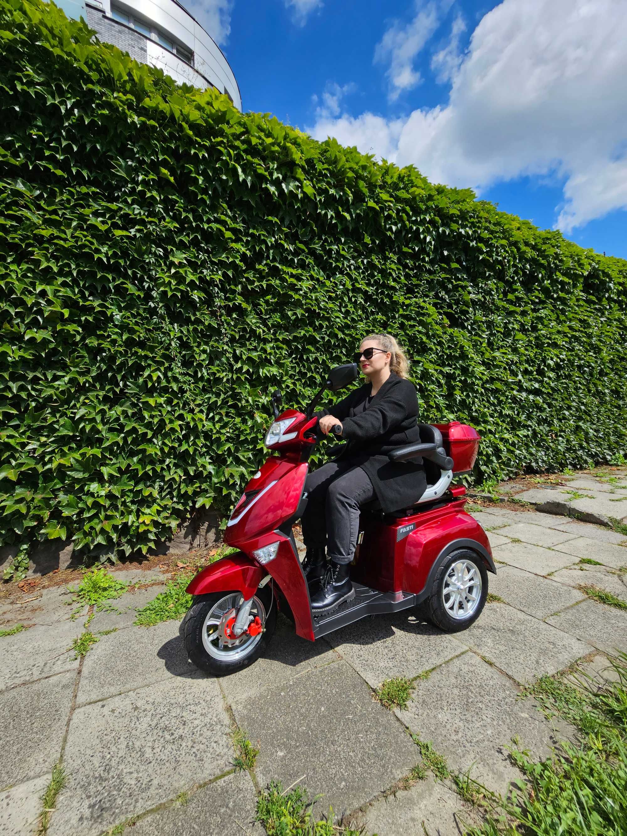 ELECTRORIDE: Skuter trójkołowy FASTI 3 pas + pokrowiec