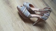 Buty na obcasie BIANCO rozm 40