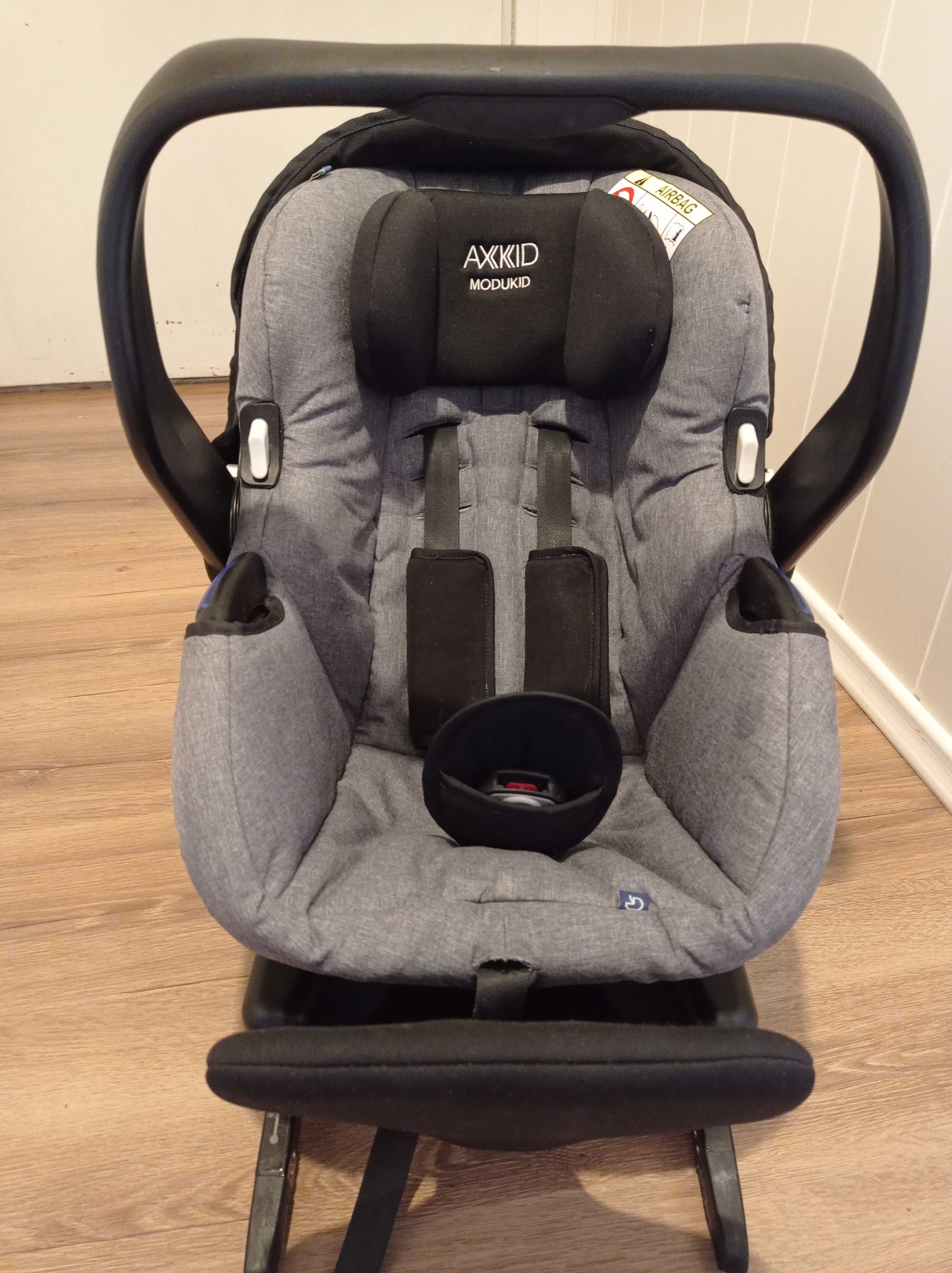 Fotelik AXKID Modukid + baza ISOFIX