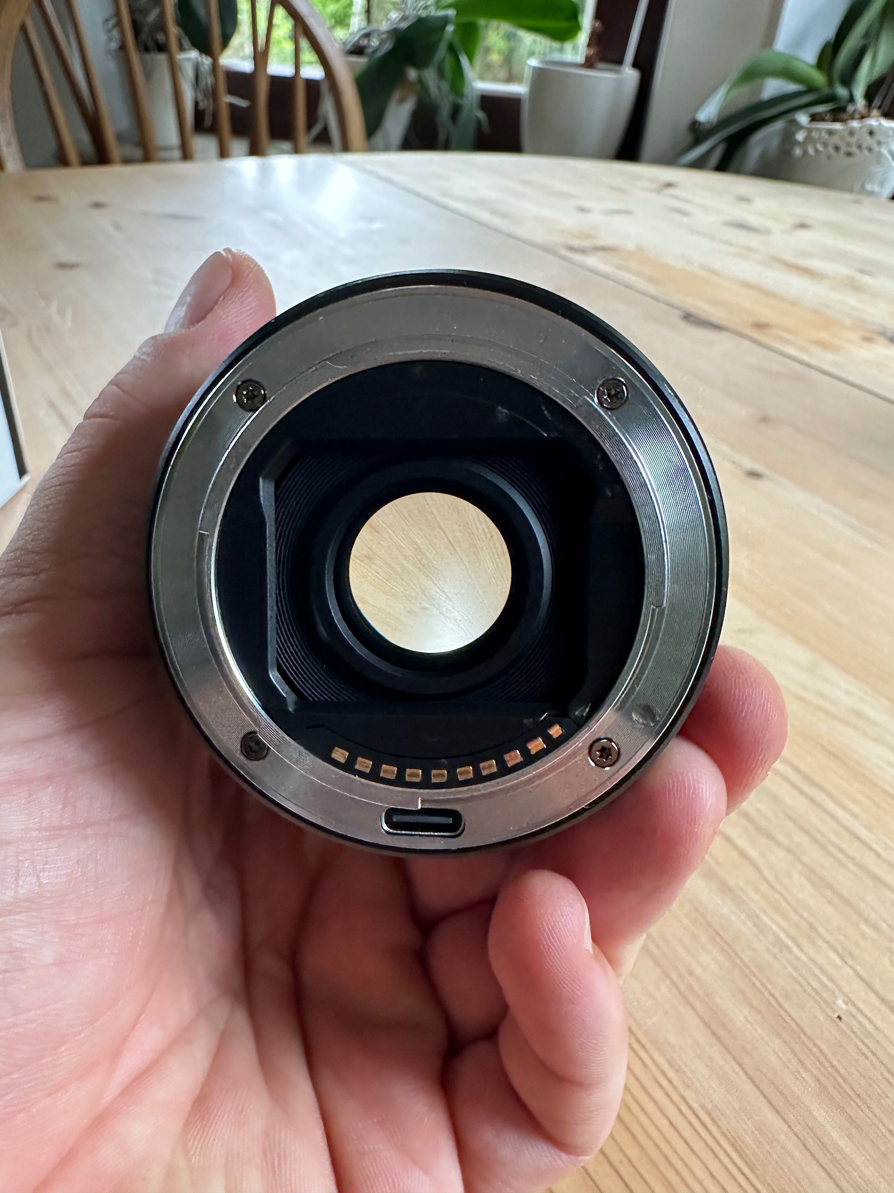VILTROX 13 1.4 Sony E, stan idealny