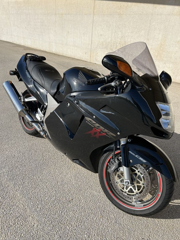 Mota honda  CBR  XX 1100