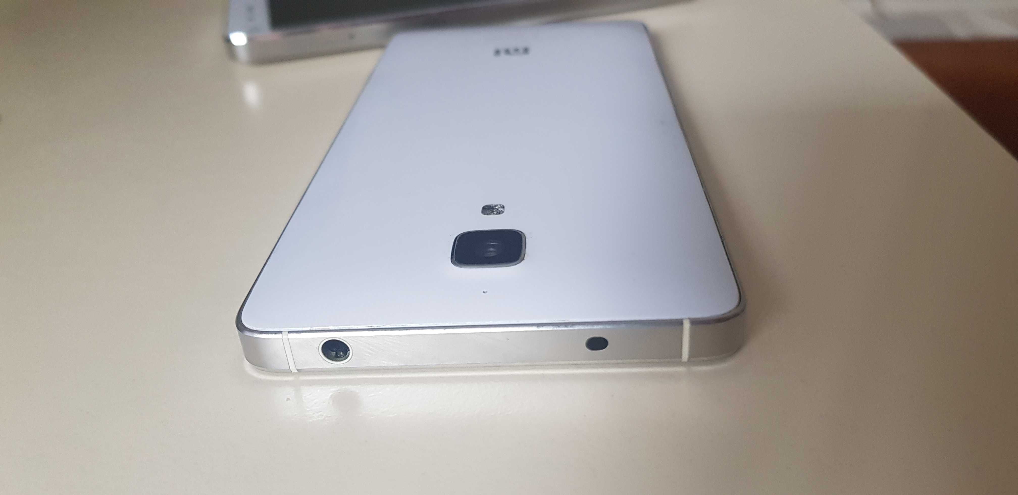 Smartphone Xiaomi Mi 4