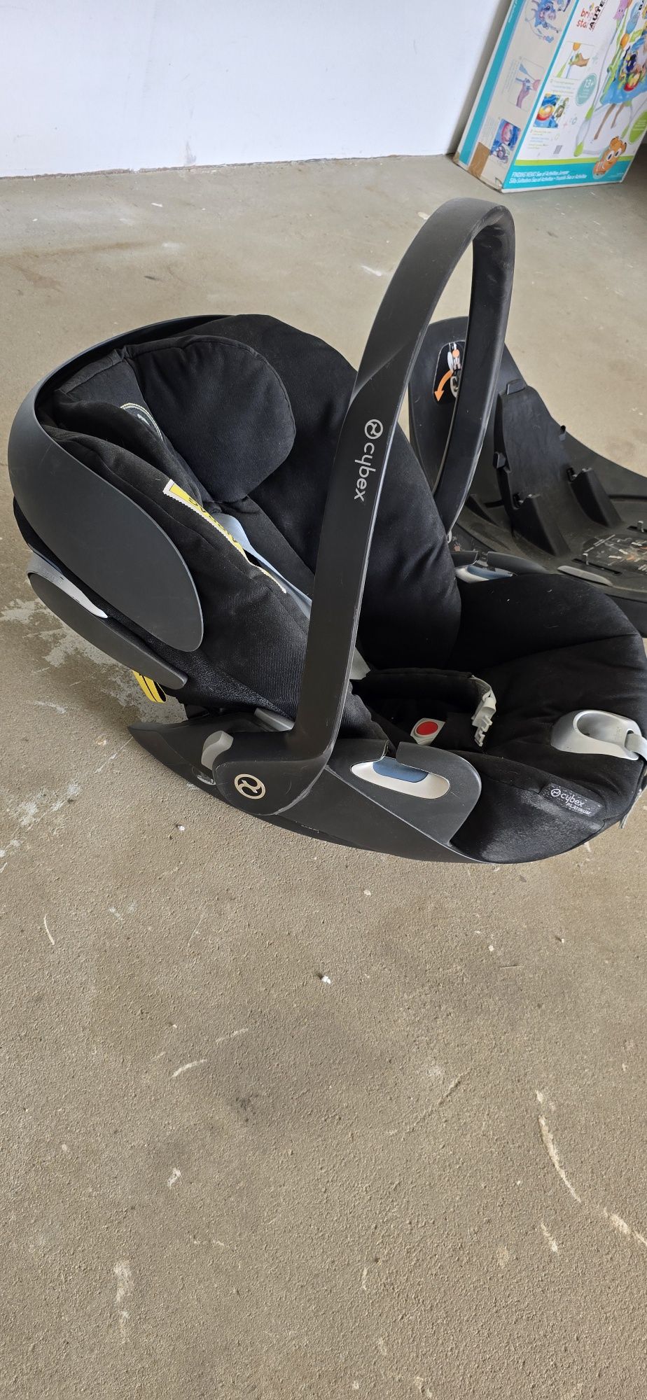 Fotelik samochodowy Cybex Cloud Z i-Size do 13kg z bazą