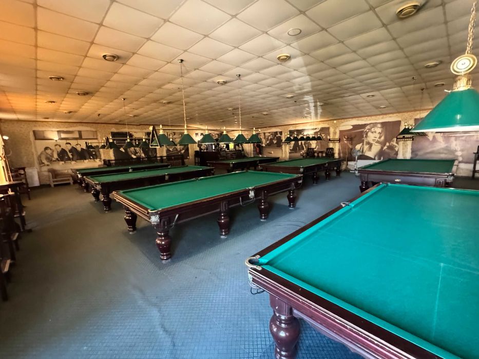 Центр Спаська діюче більярд-кафе 230 кв.м. з усіма столами