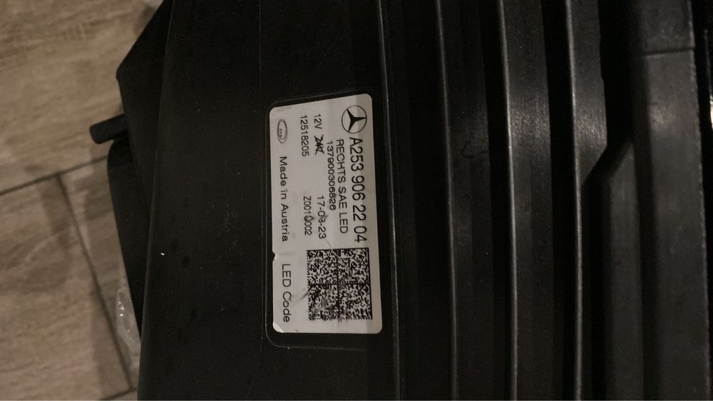 Mercedes  W X C 253 GLC рестайлінг  фара права Multibeam led USA США