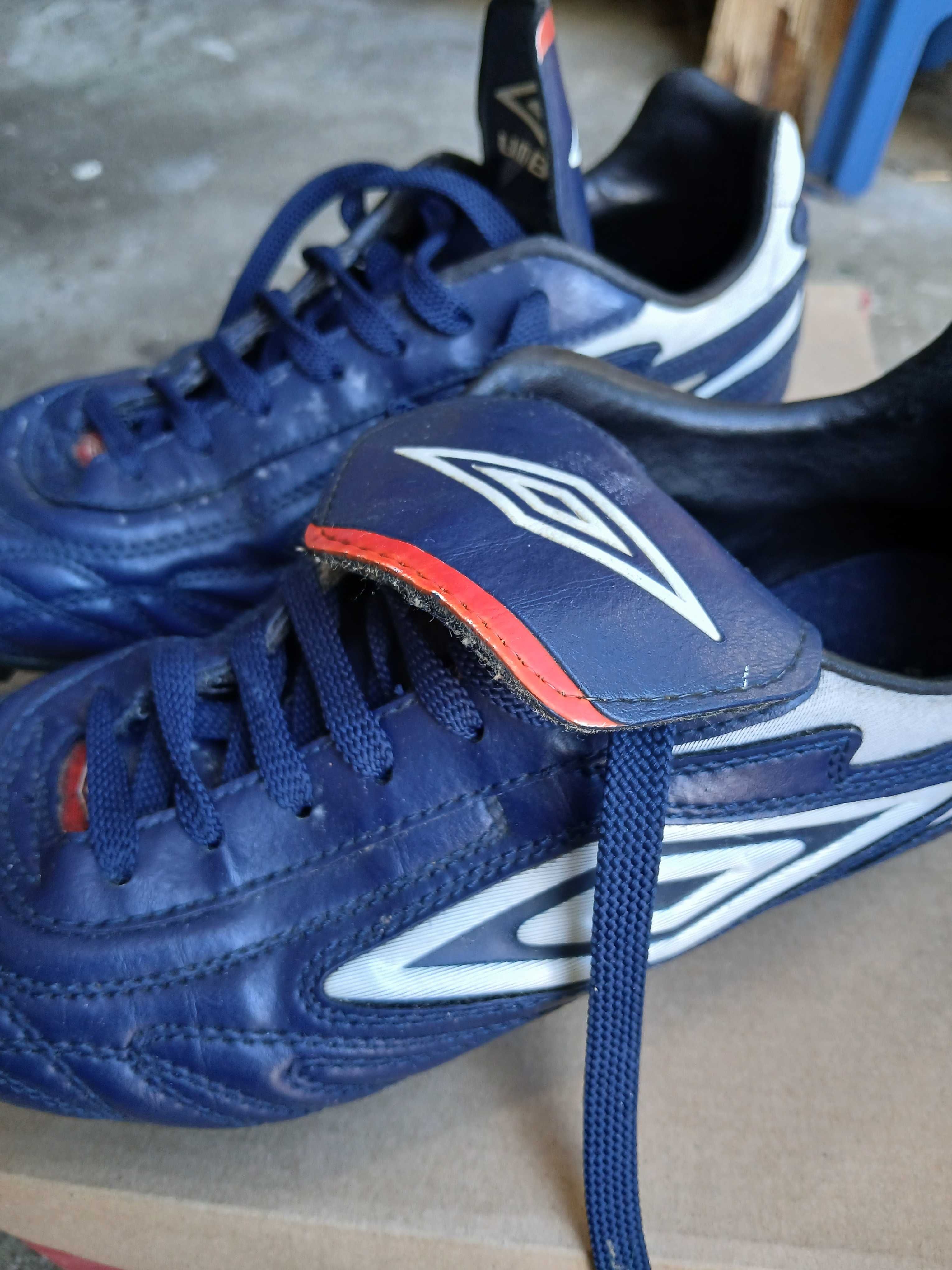 Chuteiras de Futebol originais da Umbro
