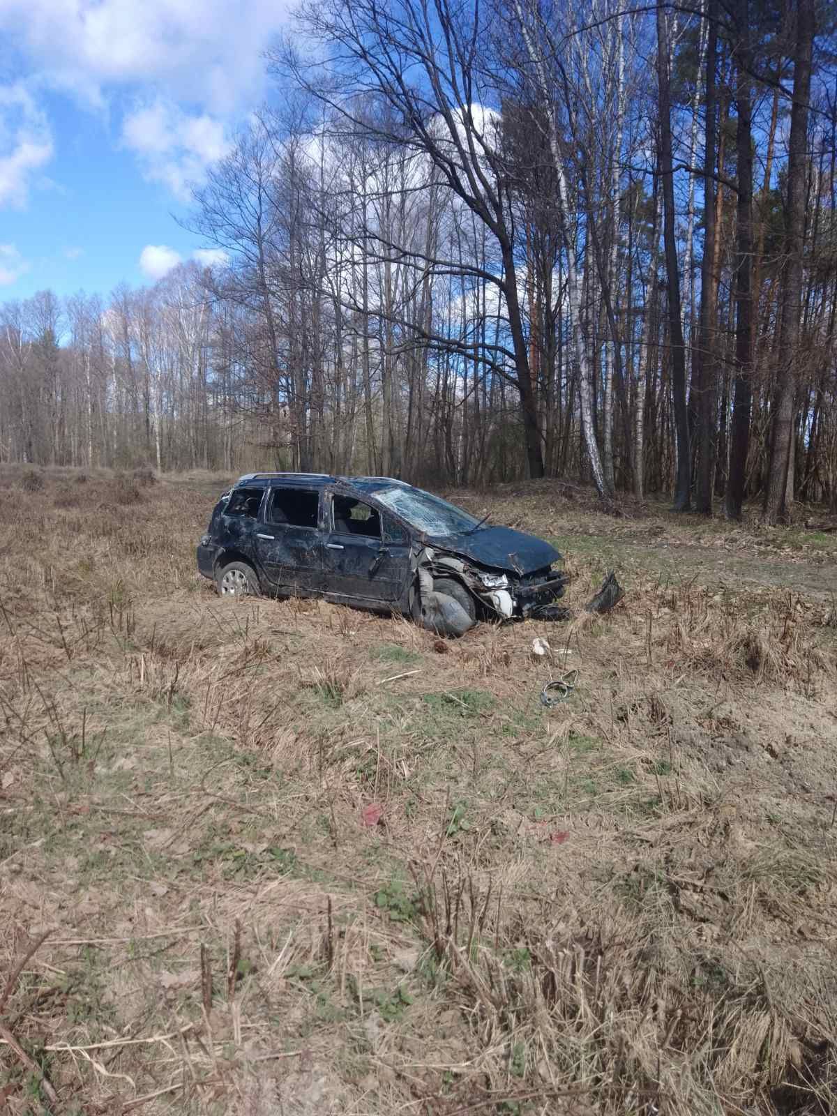 Peugeot 307 пежо потребує кузовного ремонту