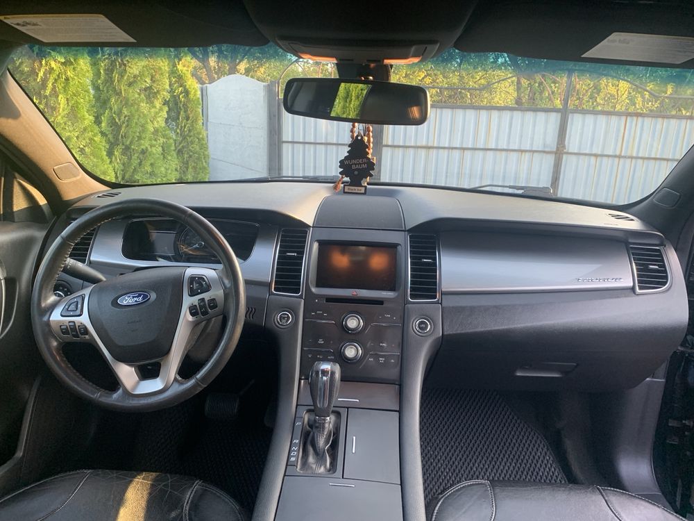 Продам Ford Taurus 2.0 ecoboost