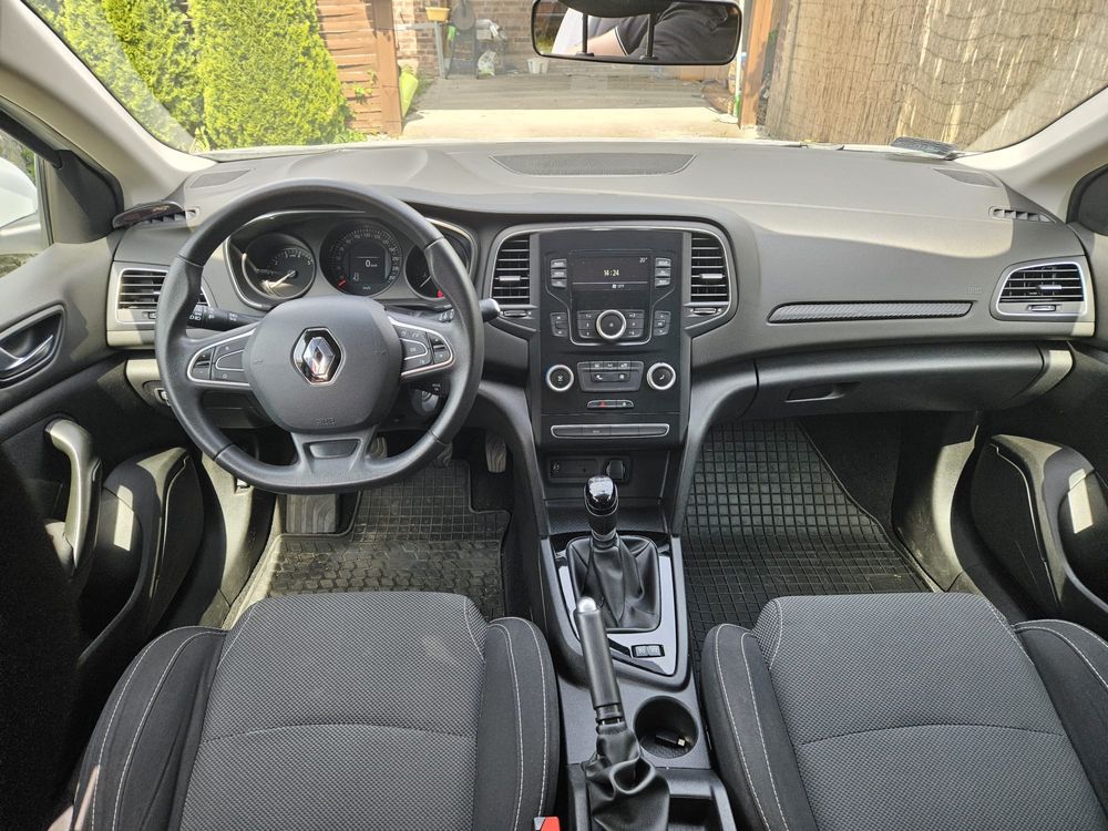 Renault megane 2018 Polski salon Niski przebieg