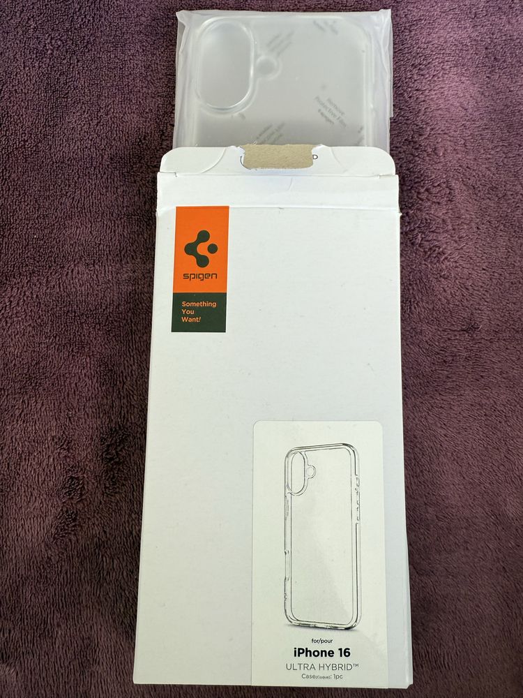 Etui do Apple Iphone 16, Spigen ultra hybrid