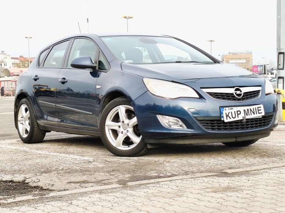 Opel astra 1.7D // 2011 // Super Stan // Klima // Raty // Zamiana //