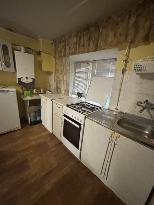 Здаю 1 кімнатну квартиру на землі