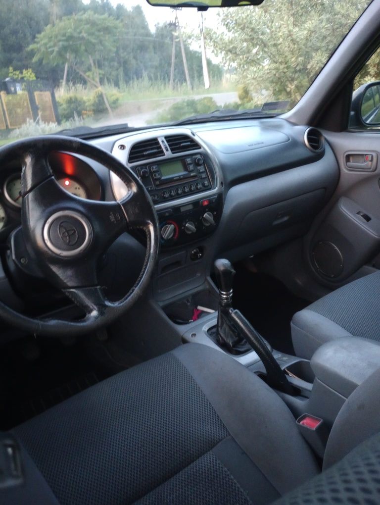 Toyota RAV4  2,0 D4d  4*4