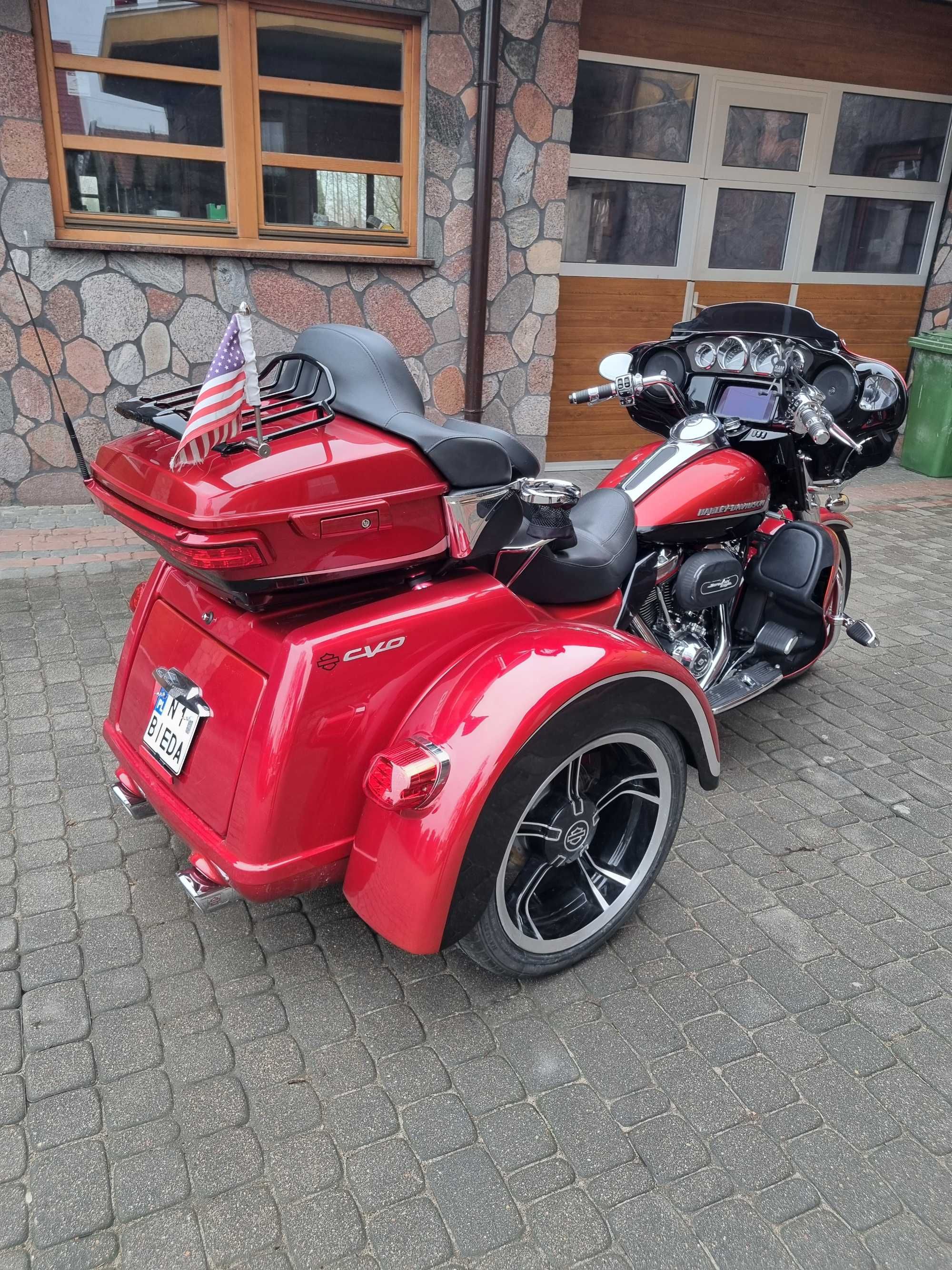 Harley-Davidson CVO Tri Glide Trajka