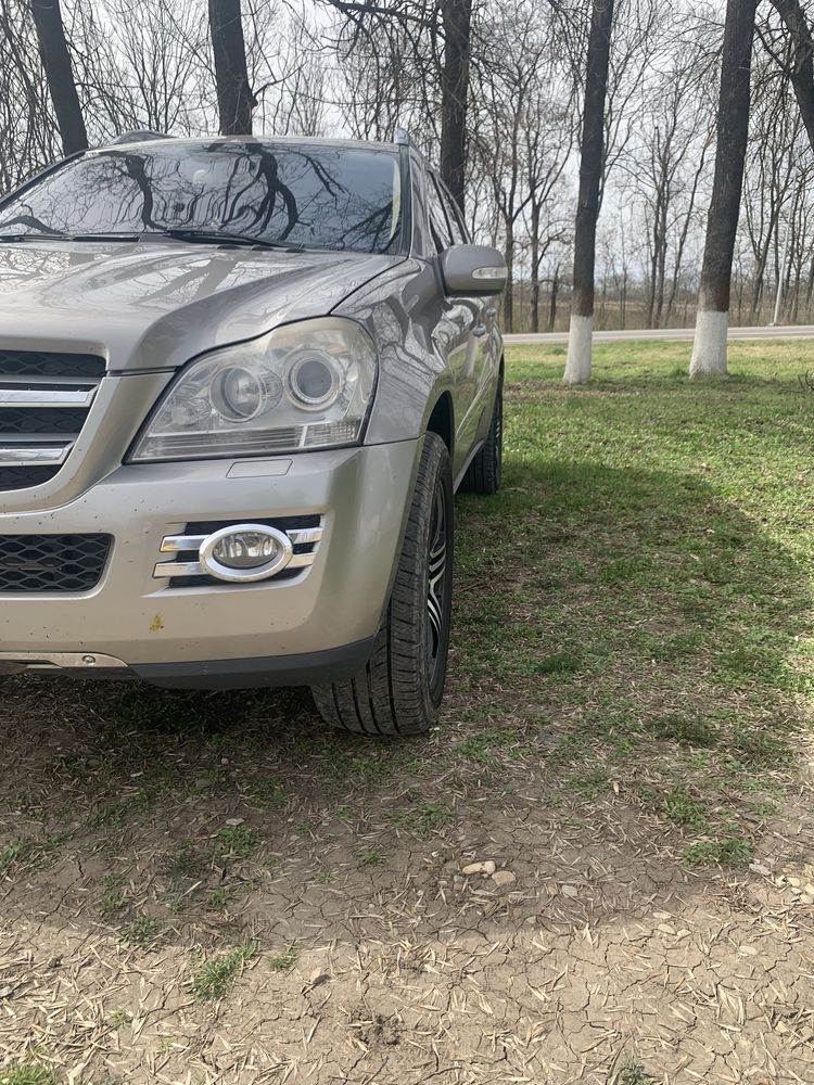 Продається Mercedes Benz GL450 газ бензин