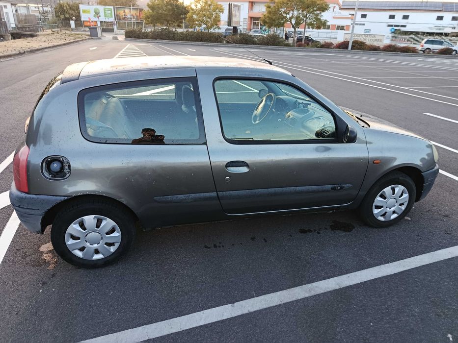 Clio 1.4 99 129.000 km