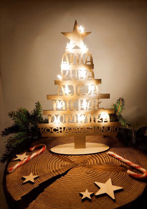 CHOINKA drewniana z imionami prezent świąteczny PERSONALIZOWANA LED
