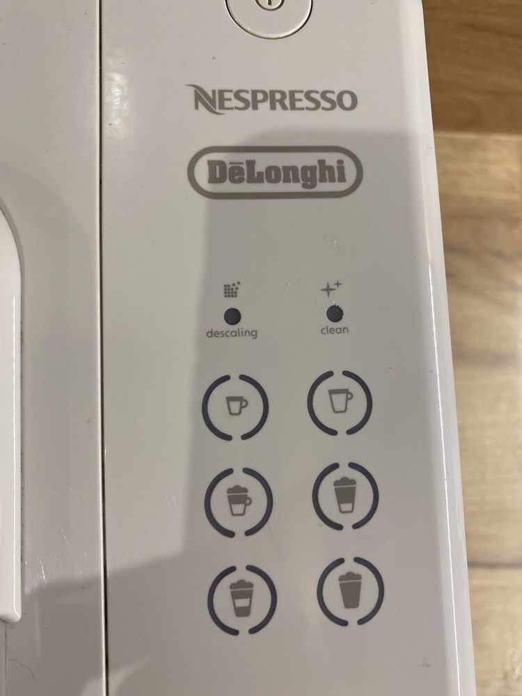 Ekspres Nespresso Delonghi