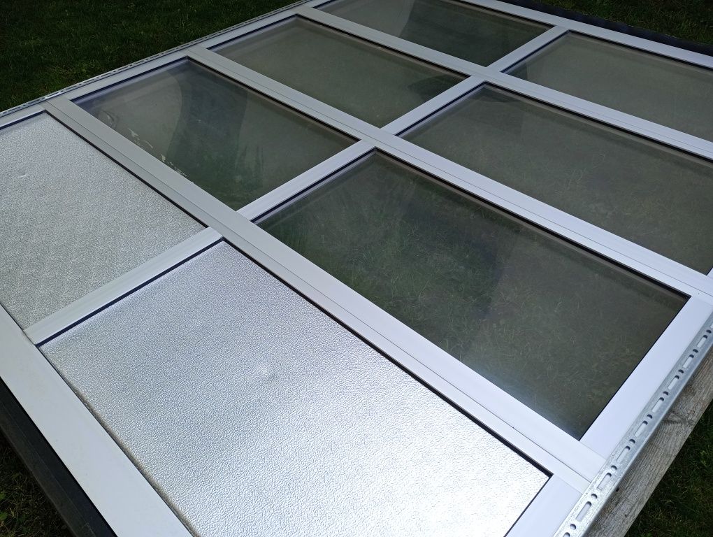 Brama i segmentowa garażowa panelowa aluminiowa przemysłowa