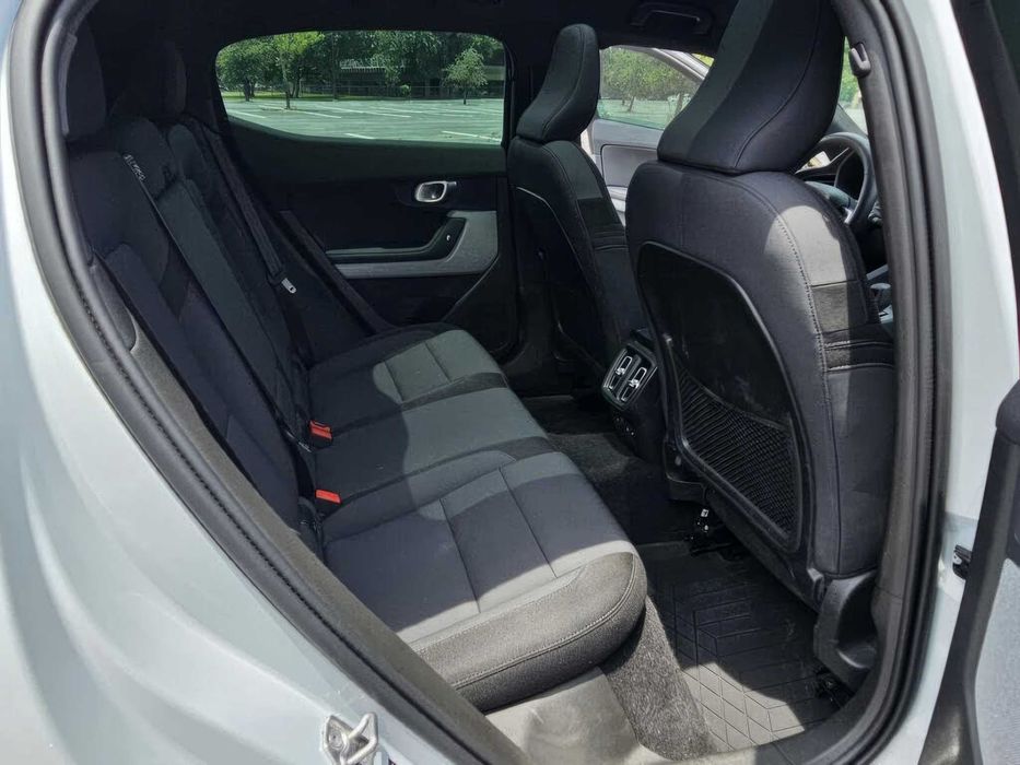 Polestar 2      2022