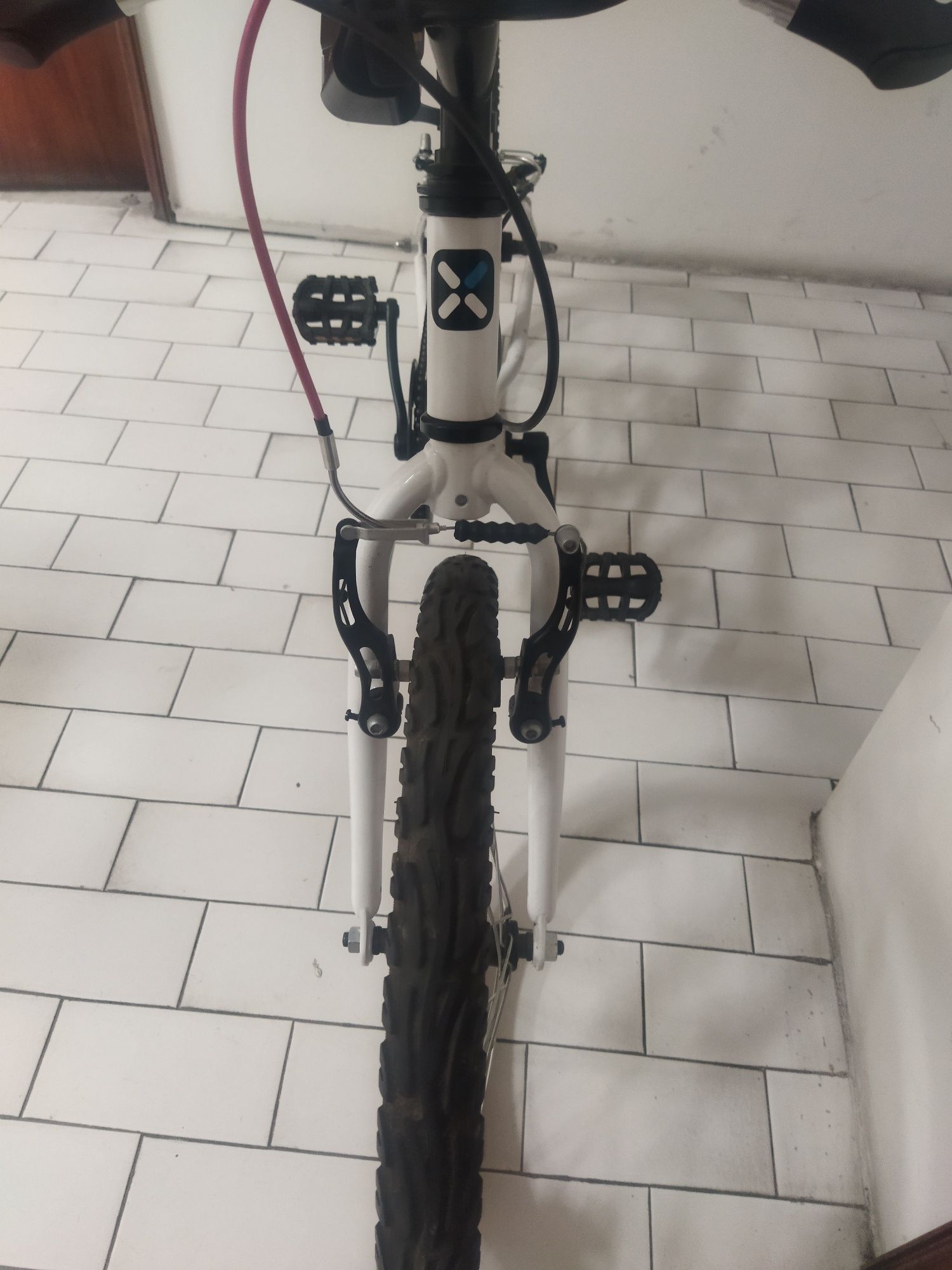 Bicicleta menina