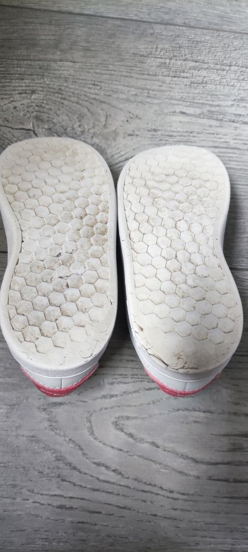 Buciki Adidas dla dziewczynki