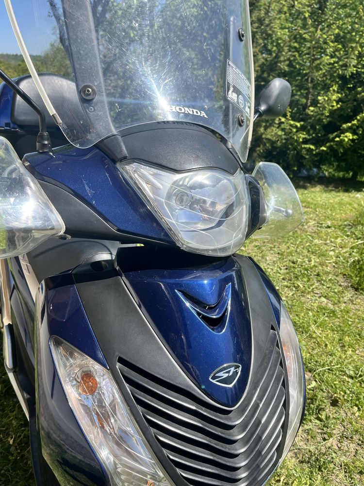 Скутер Honda SH 125