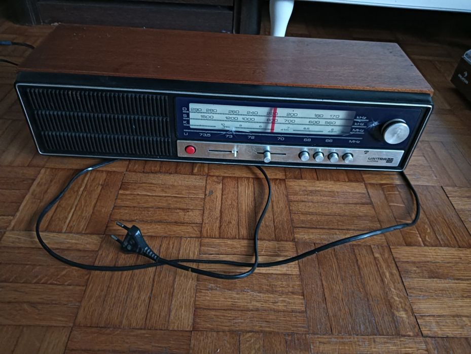 Radioodbiornik UNITRA Diora