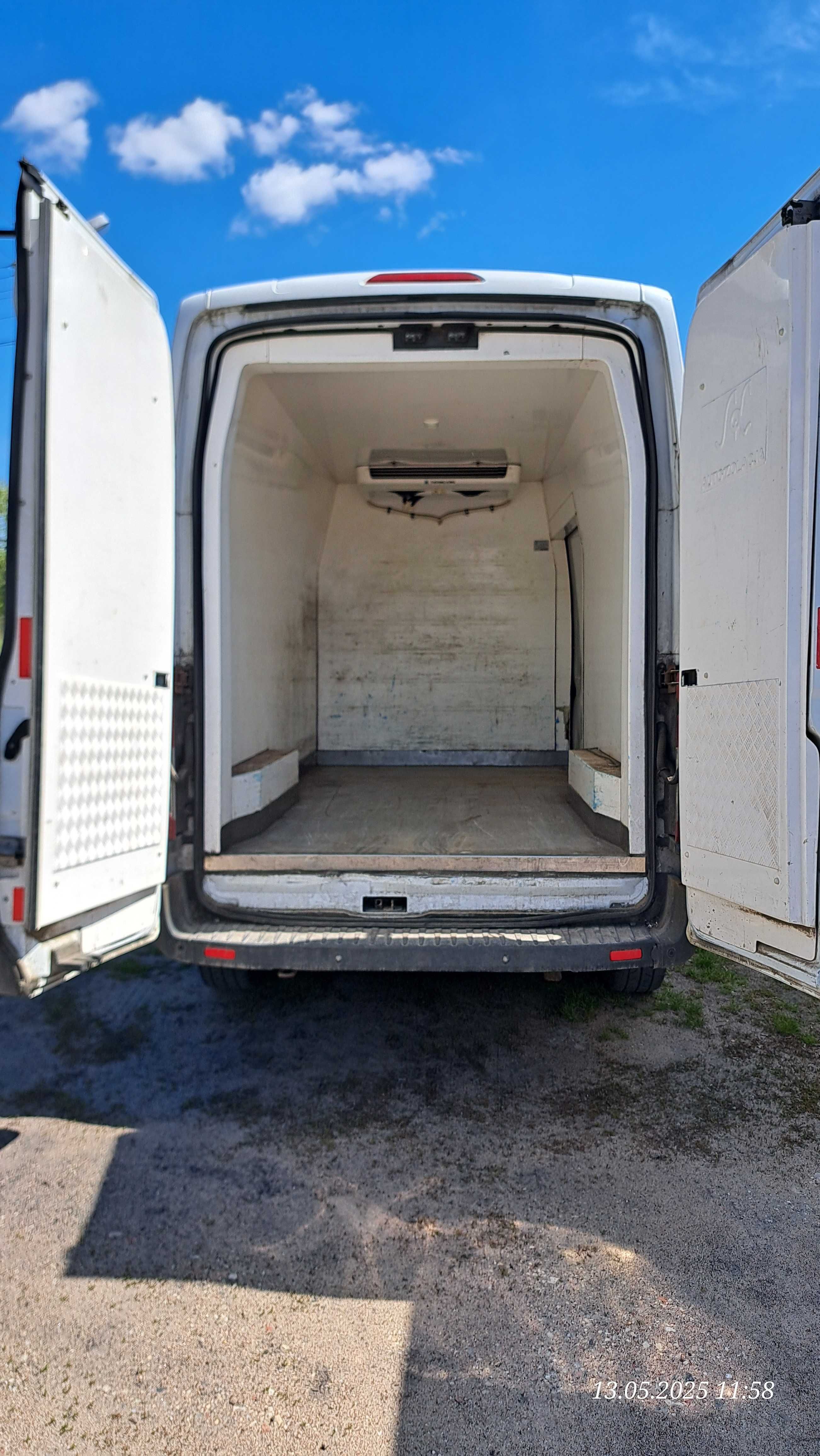 FORD TRANSIT FCD 2016 R. poj. 2.0 izoterma