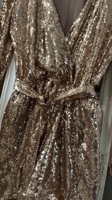 Комбінезон з паєтками