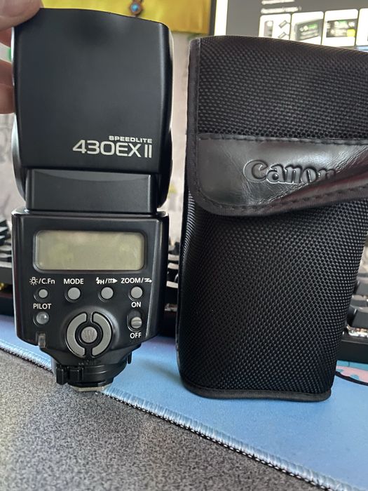 Продам спалах canon 430 EX II