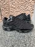 Nike Air Max Plus Triple кроссовки оригинал 42.5 размер