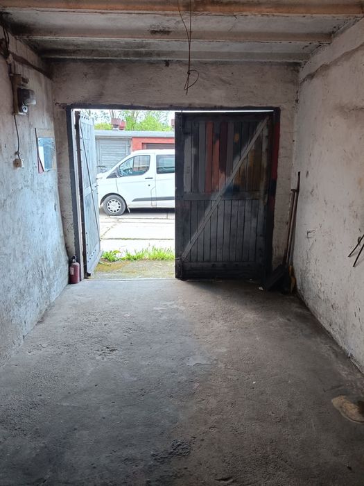 Sprzedam garaż+zagroda Czerniejewo