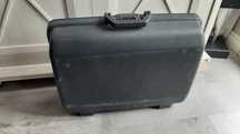 Walizka Samsonite plastikowa