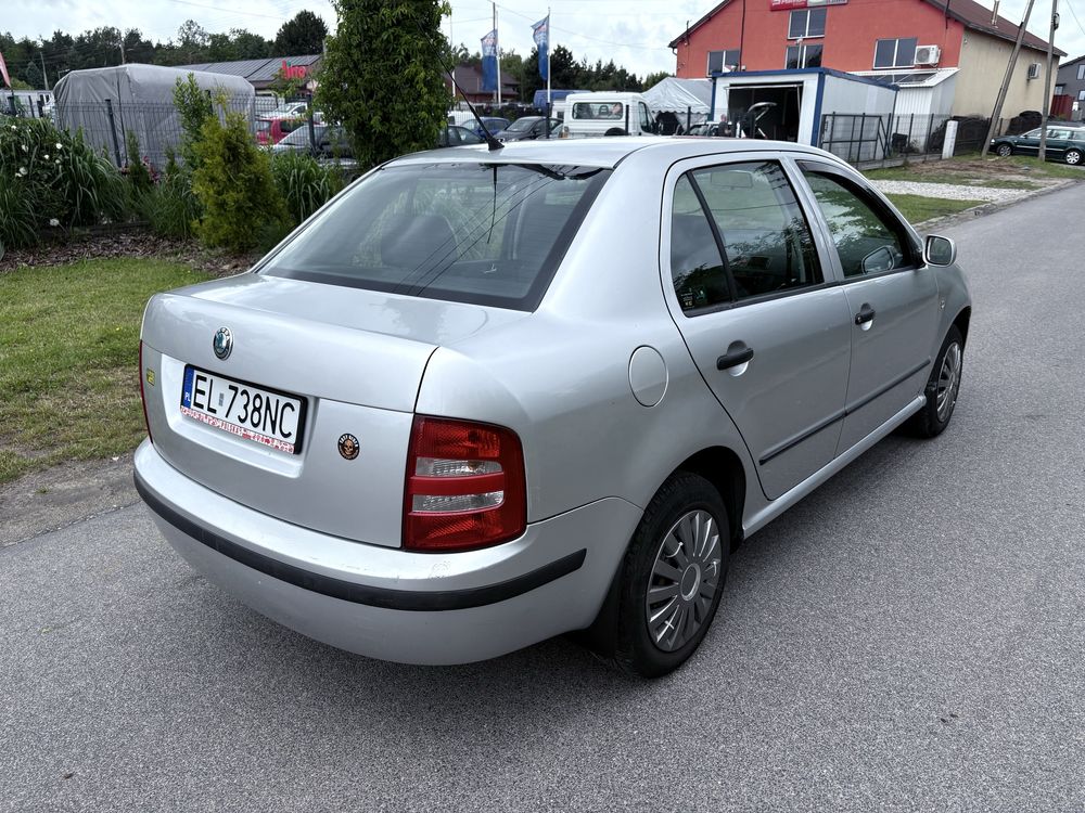 Skoda Fabia_1.4 MPI_2003r_Sedan_Nowy przeglad