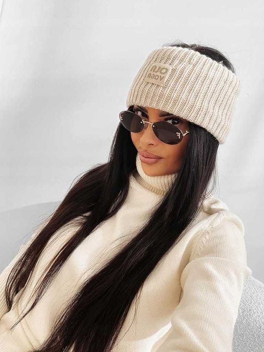 O la voga opaska z logo oreja ecru