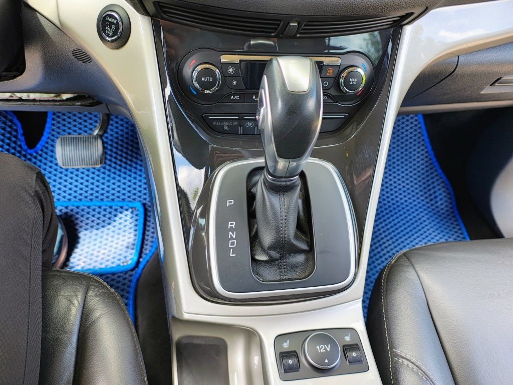 Ford C-max 2015 гібрид, плагін.