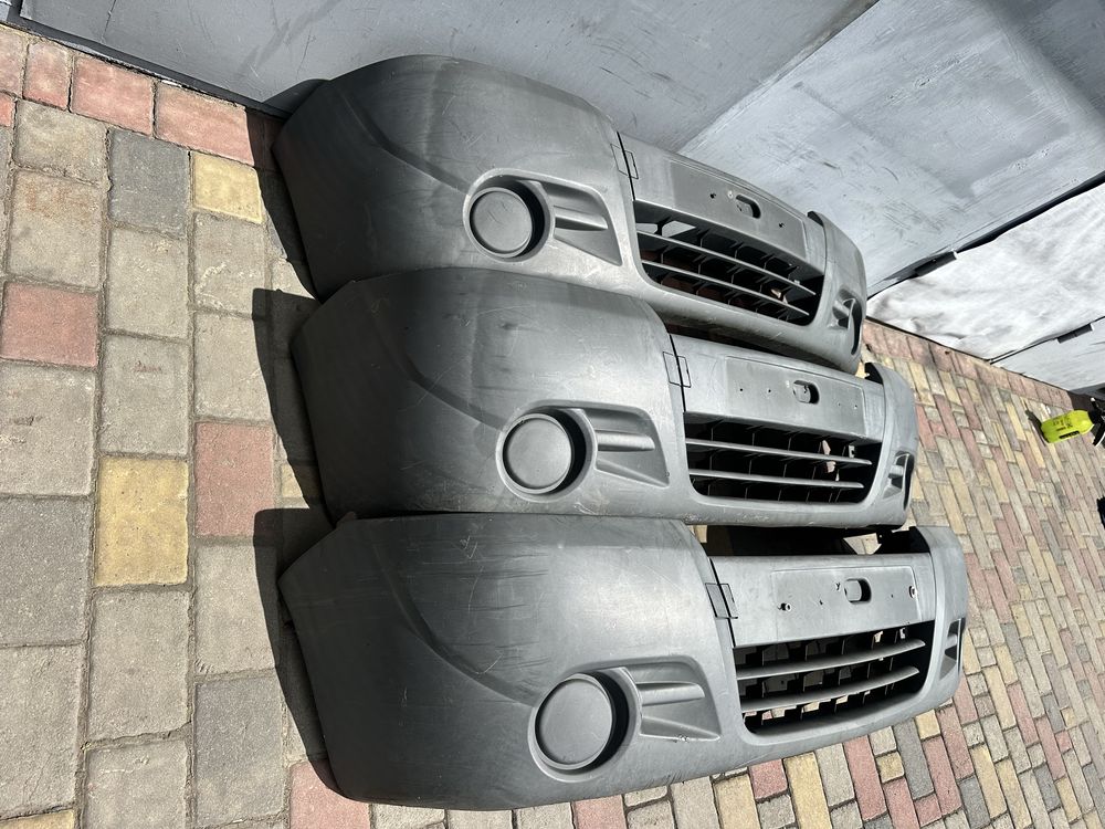 Бампер передний Opel Vivaro 2007-