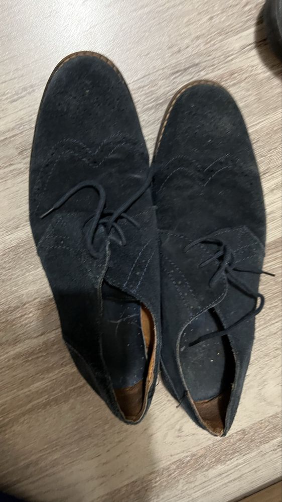 Granatowe buty męskie zamszowe 43