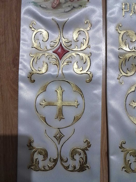 Estola com pintura a óleo e dourada a ouro de 24 quilates