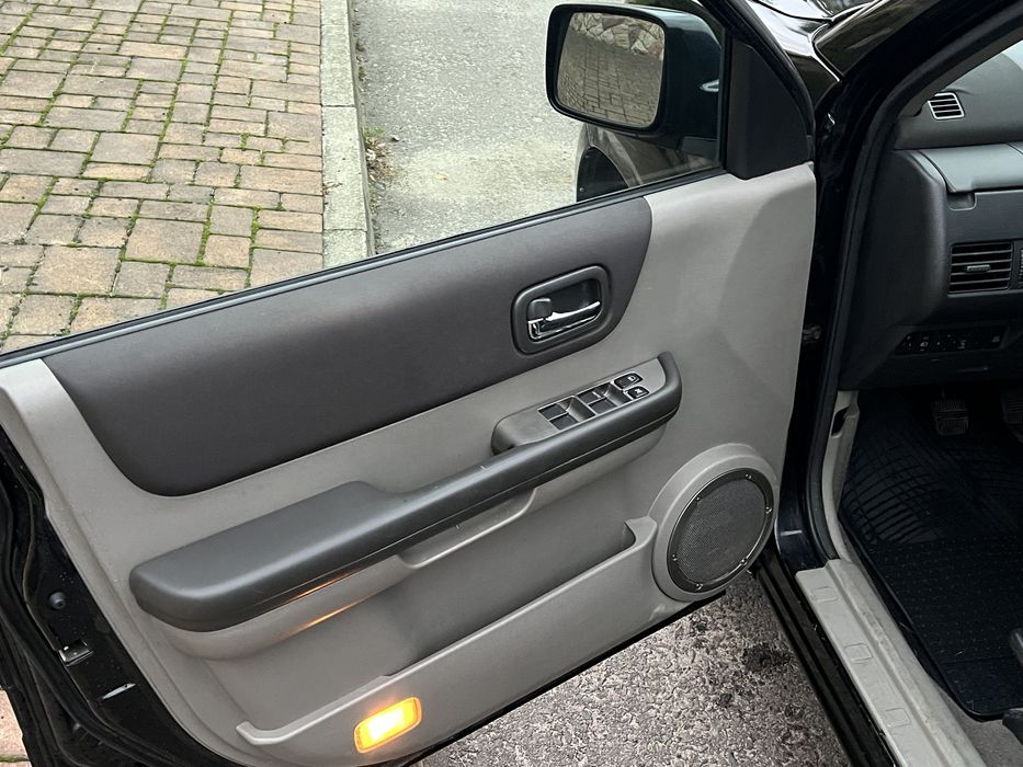 Nissan x- trail 4x4 2,5 бензин